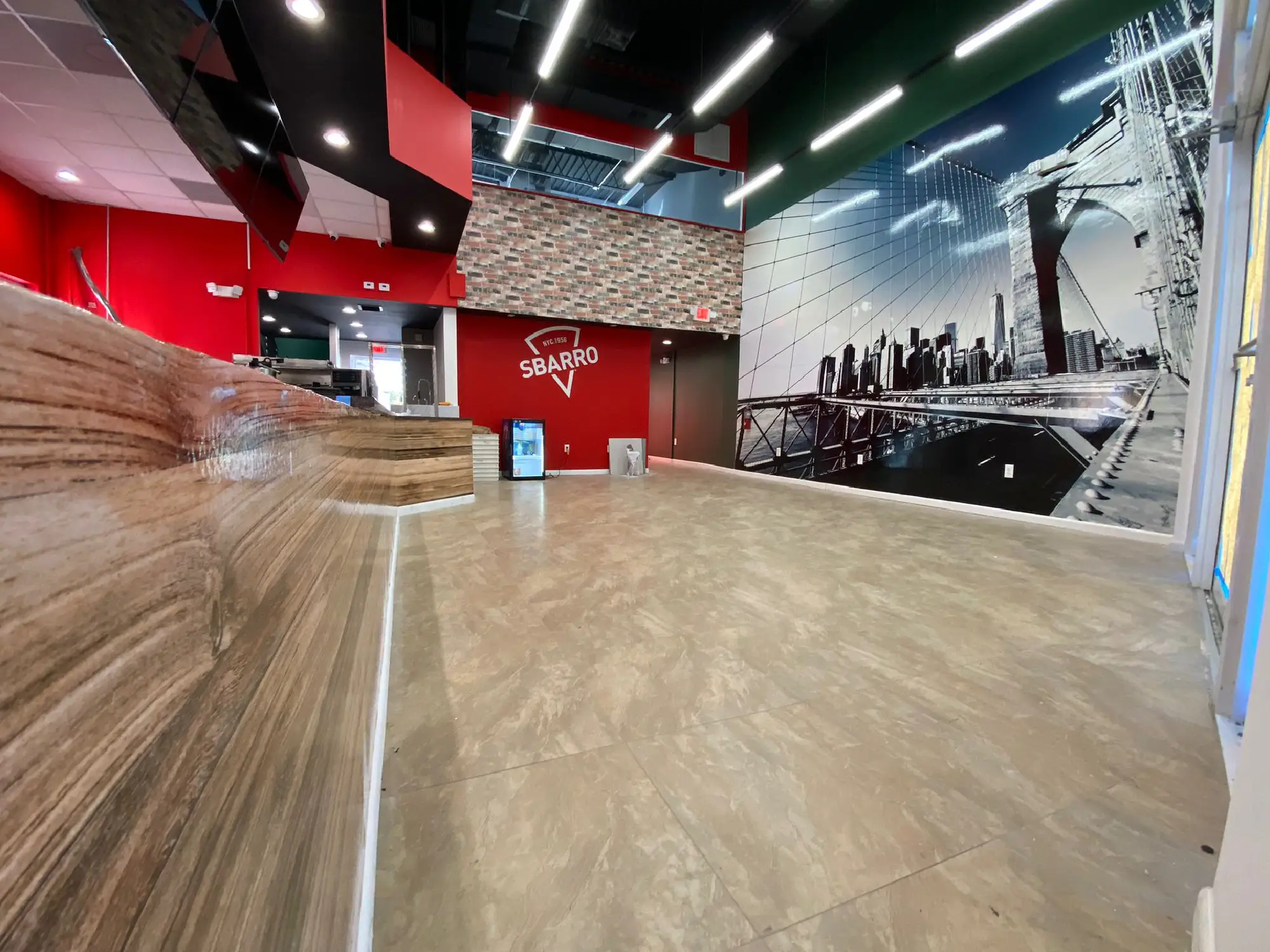 rollup img 8 - Graphic Arts 305